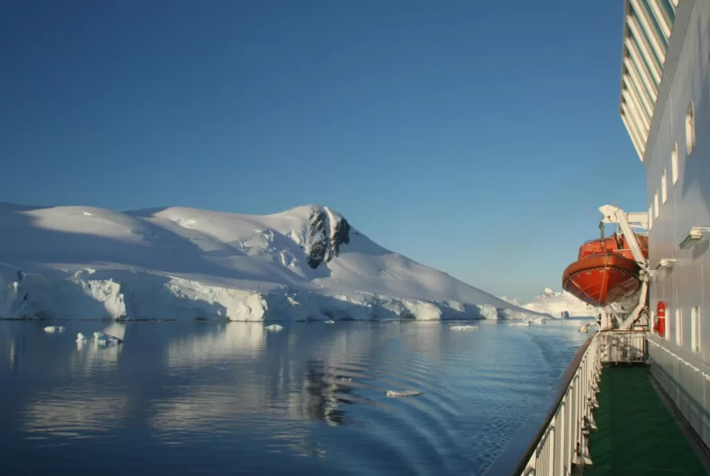 What to Wear in the Arctic Circle