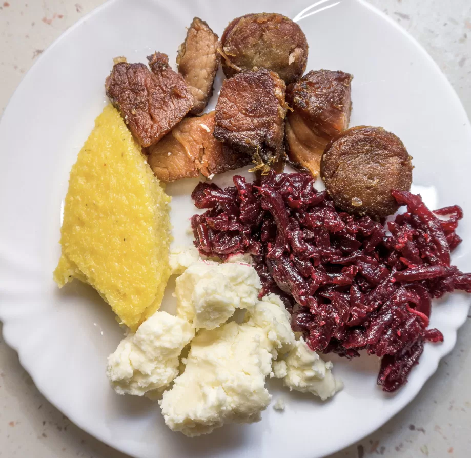 Romanian-traditional-Christmas-food