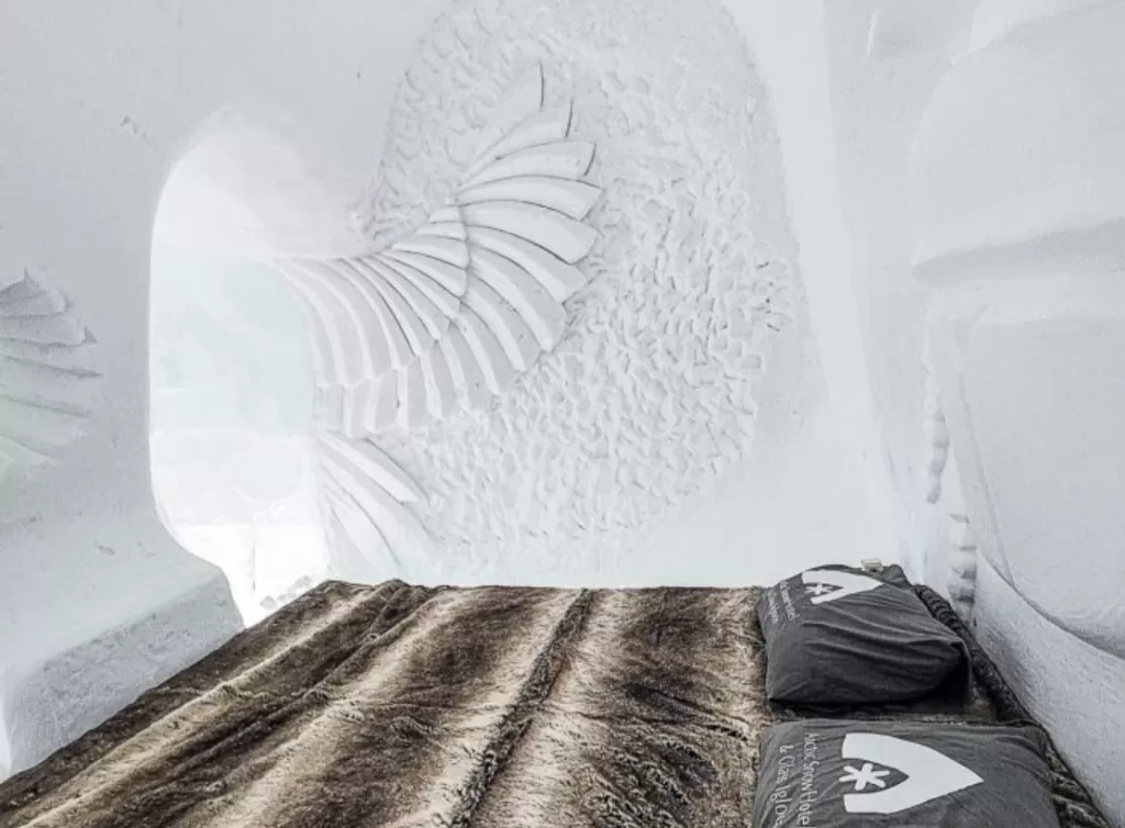 ARctic Snow Hotel