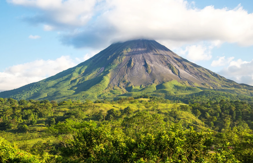 Costa Rica Adventure Travel Itinerary: The Ultimate Darecation Guide